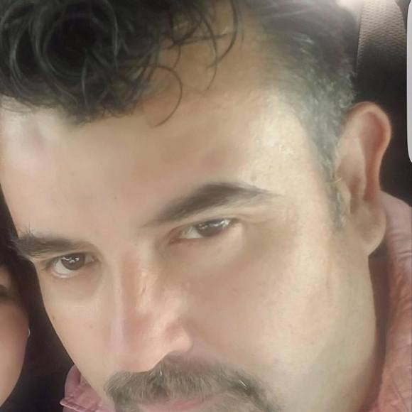 Meet your Posher, Daniel - Picture 1 of 1